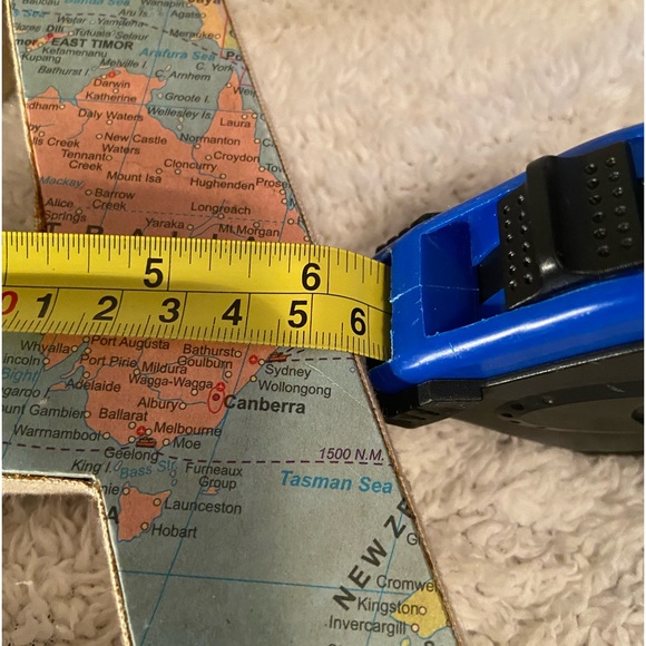 Letter A with map wall art - Picture 3 of 9